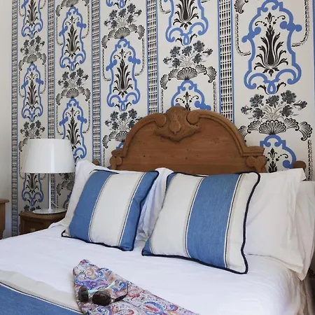 Мини-отель The Данмор-Ист