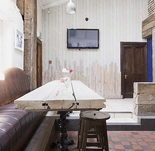 斯特兰德酒店 邓莫尔东