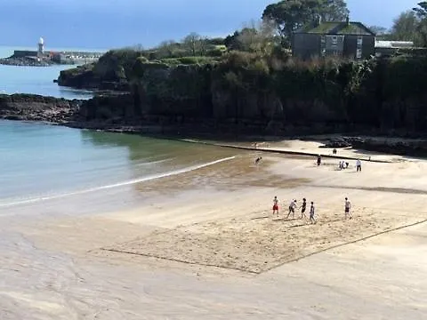 斯特兰德酒店 邓莫尔东